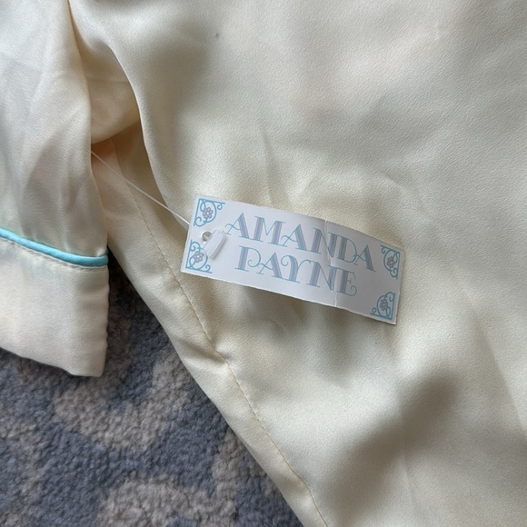 Vintage Amanda Payne Satin Button Down Nightgown Pale Yellow Large - Picture 7 of 7